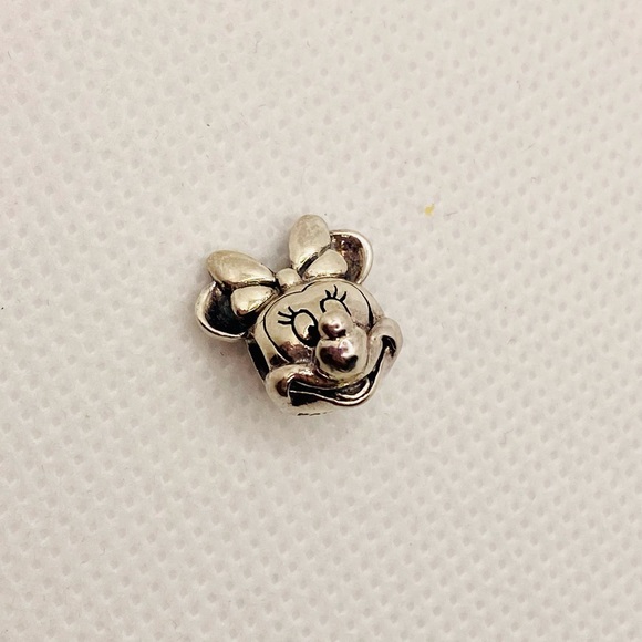 EUC Disney Pandora 791587 Sterling Silver Minnie Mouse Portrait Charm - Picture 8 of 11